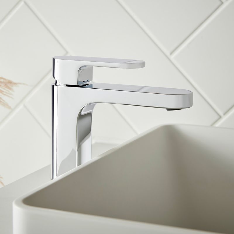 Slimline Mono
Basin Mixer