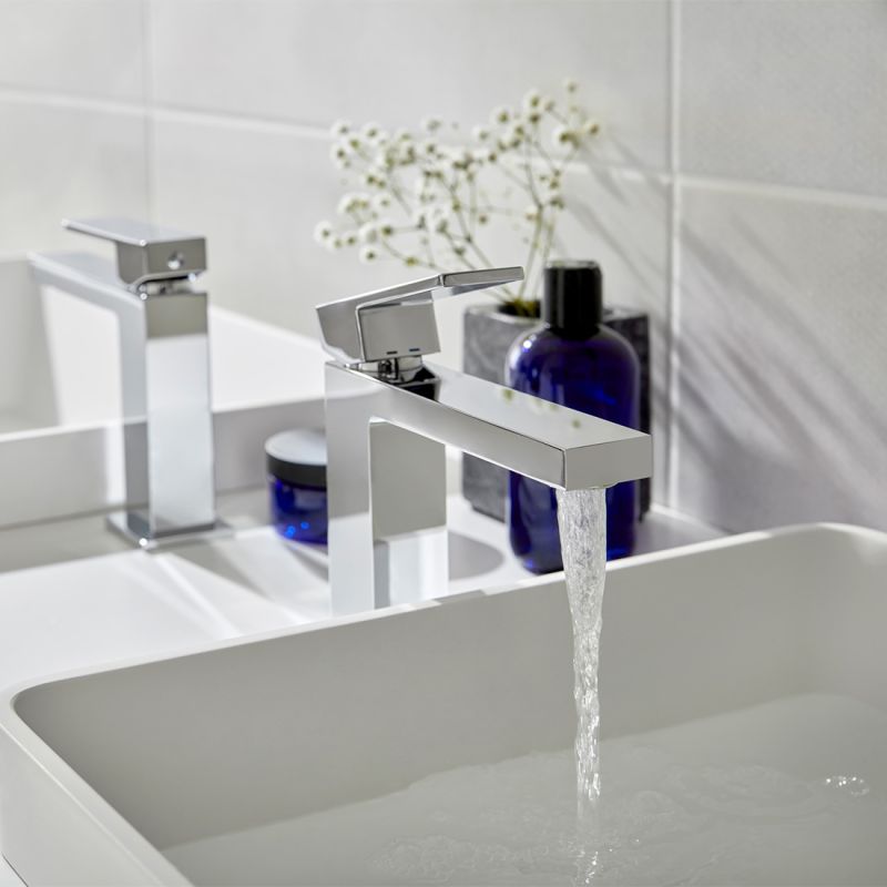 Slimline Mono Basin Mixer + Universal Waste